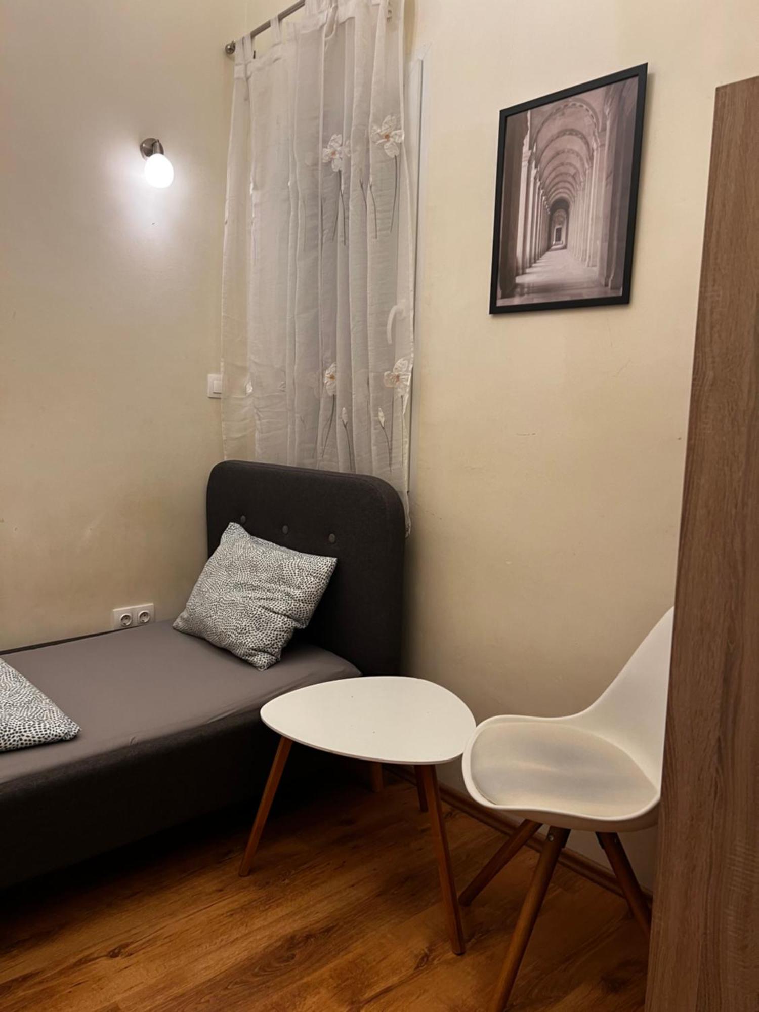 P9 By Small Home Budapest Exteriör bild